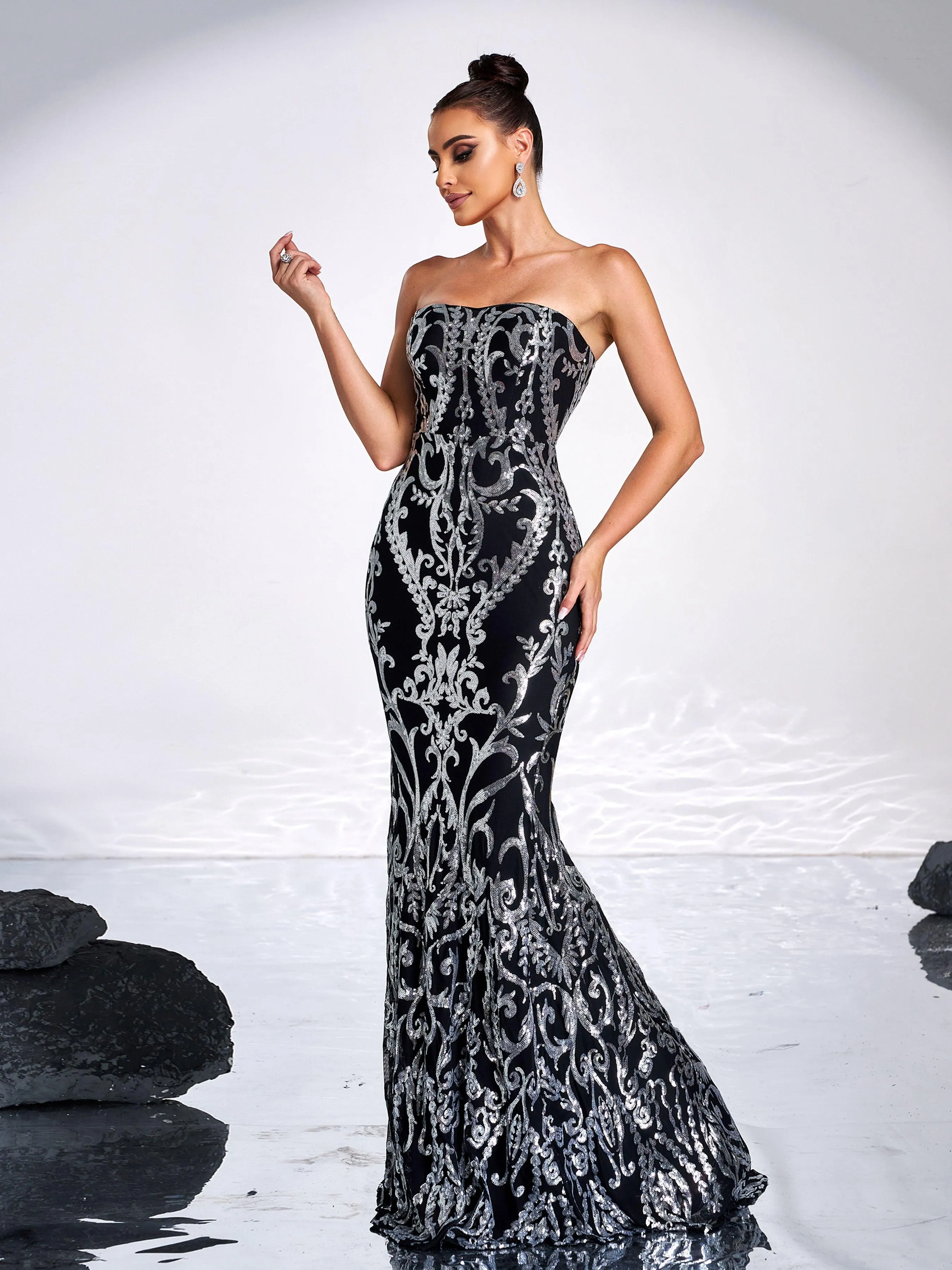 Strapless Mermaid Sequin Maxi Dress XH1342