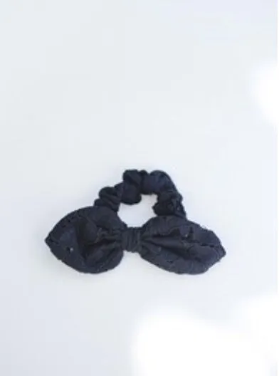 Throwback Scrunchie