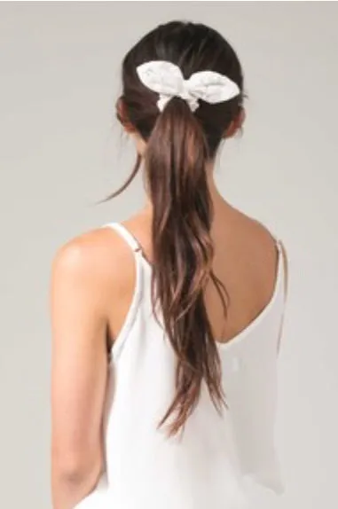 Throwback Scrunchie