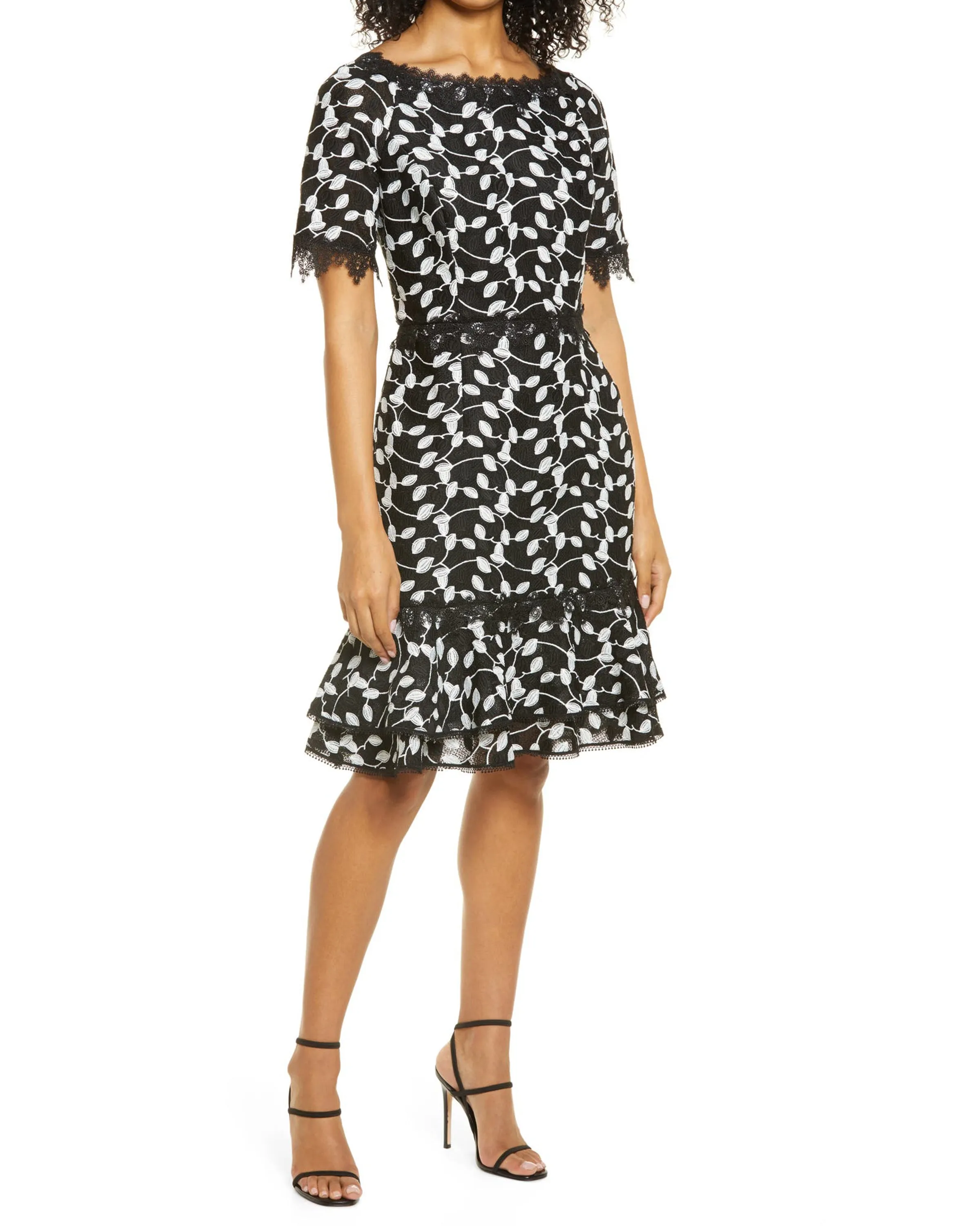 Two Tone Lace Dress in Black/White