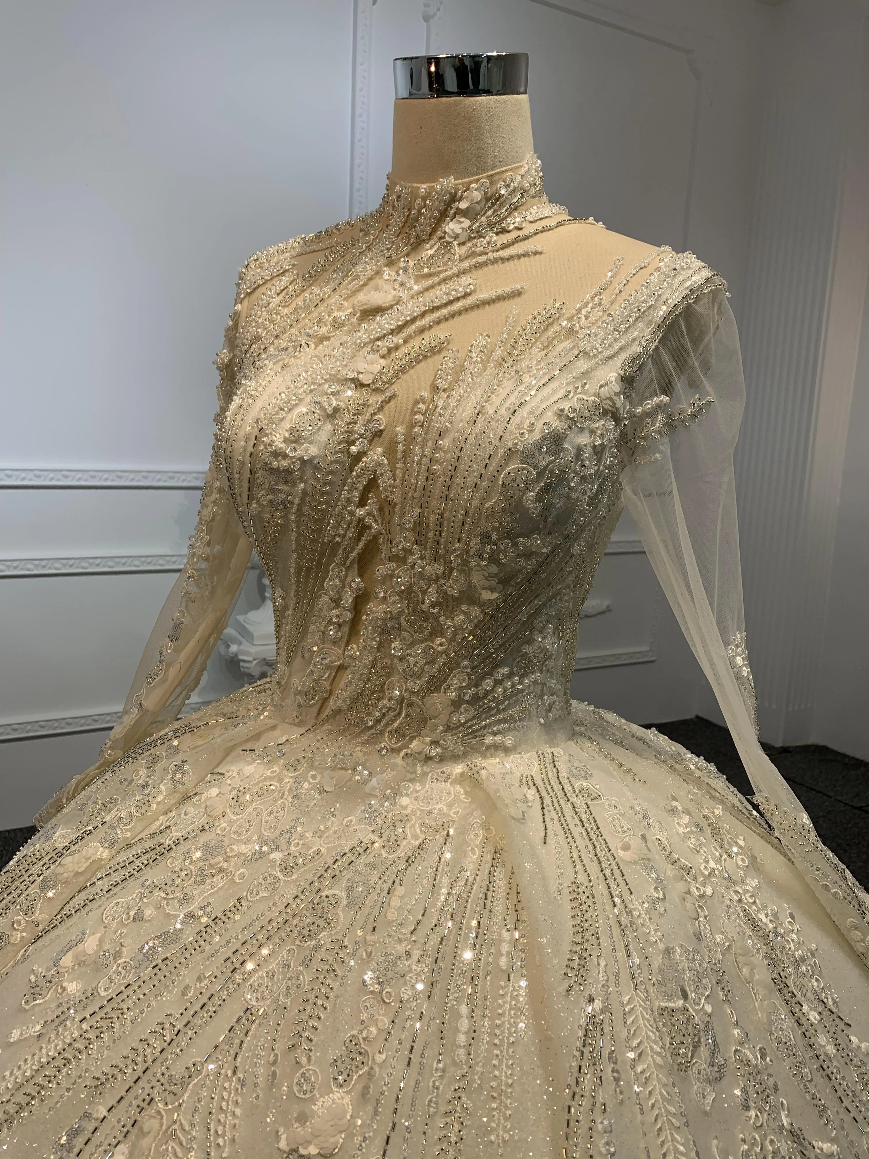 Z030-BYG SUPER LUXURIOUS BALL GOWN WITH HEAVY BEEDING LACE