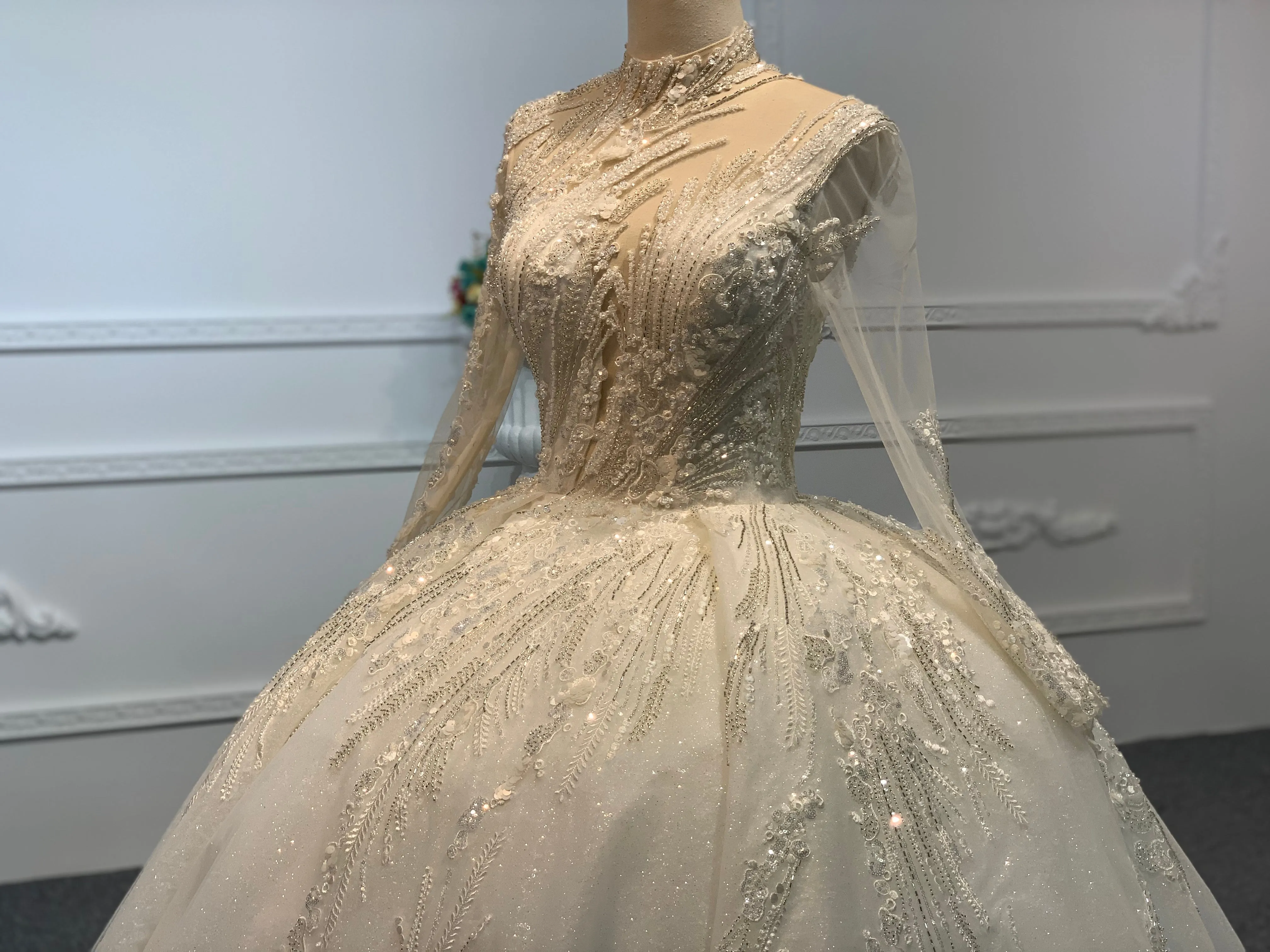 Z030-BYG SUPER LUXURIOUS BALL GOWN WITH HEAVY BEEDING LACE