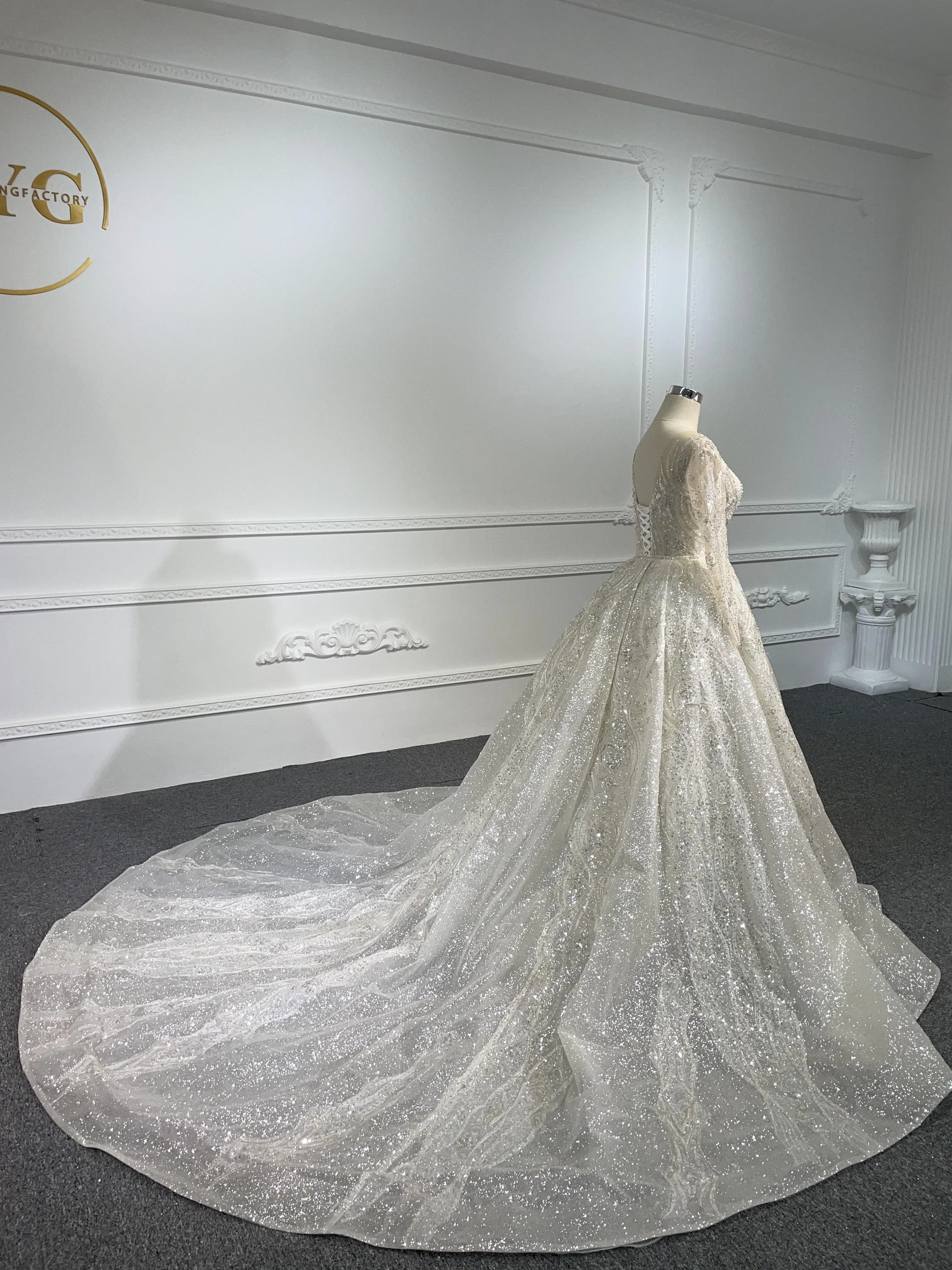 Z040-BYG Sliver sequined pearl mermaid wedding dress with detachable train